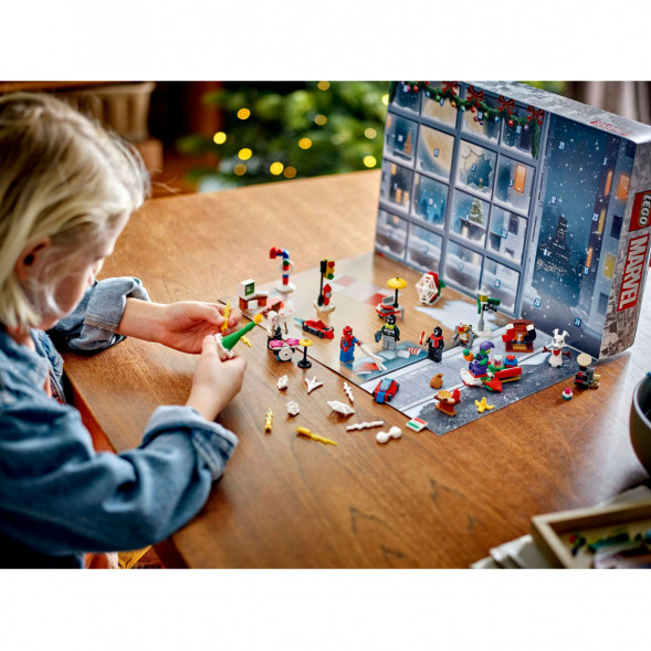 Конструктор LEGO Super Heroes 76293 Новогодний календарь Человек-паук, 2024 в Калуге