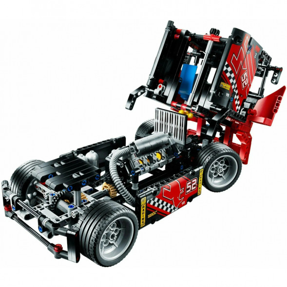 Конструктор LEGO Technic 42041 Гоночный грузовик в Калуге